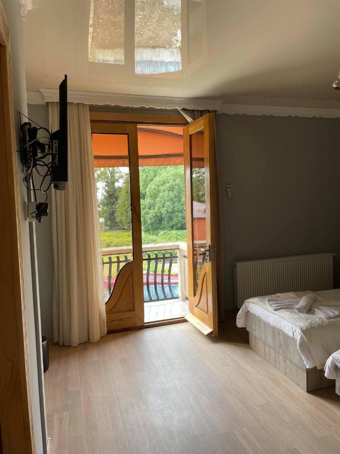 Hotel Shogi Zugdidi ภายนอก รูปภาพ